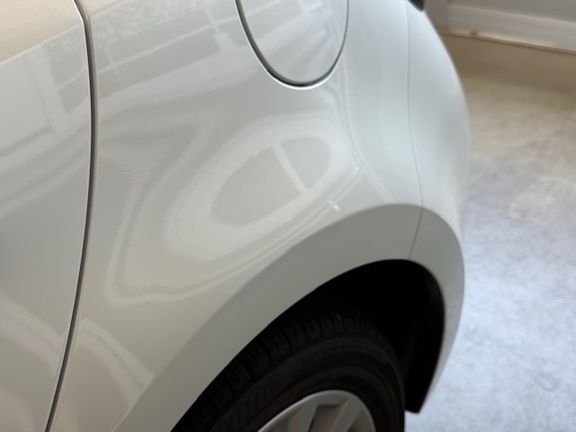 カローラスポーツ　デントリペア